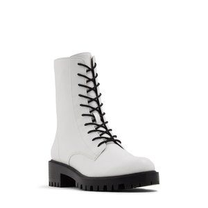 Who What Wear White Lexi Lace-Up Boot  - Size 7